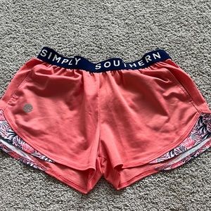 Pink women’s simply southern shirts small